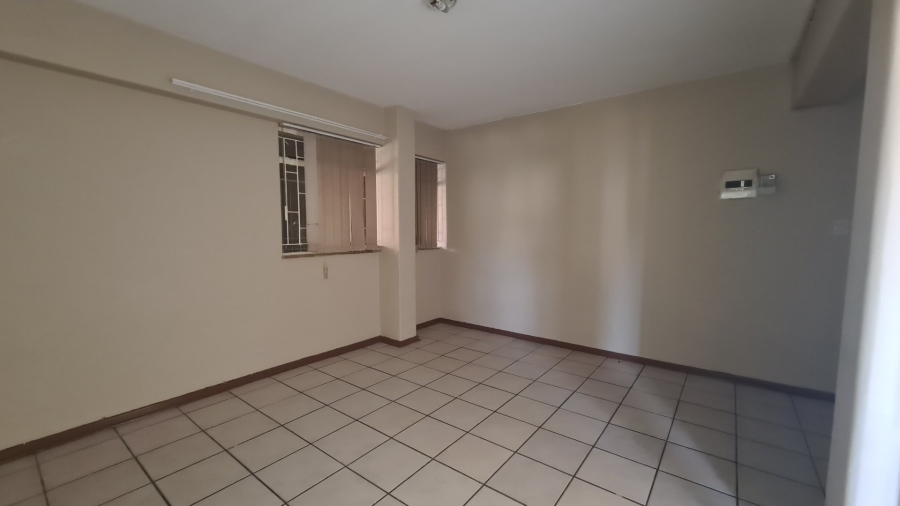 1 Bedroom Property for Sale in Potchefstroom North West